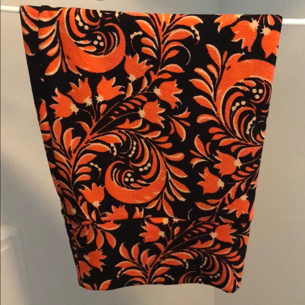 Lularoe skirt
